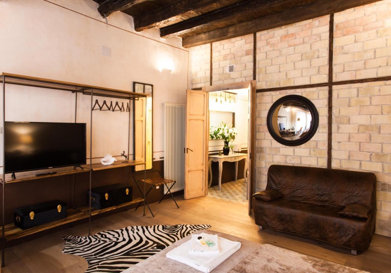 Q Flats Daire Cagliari Dış mekan fotoğraf